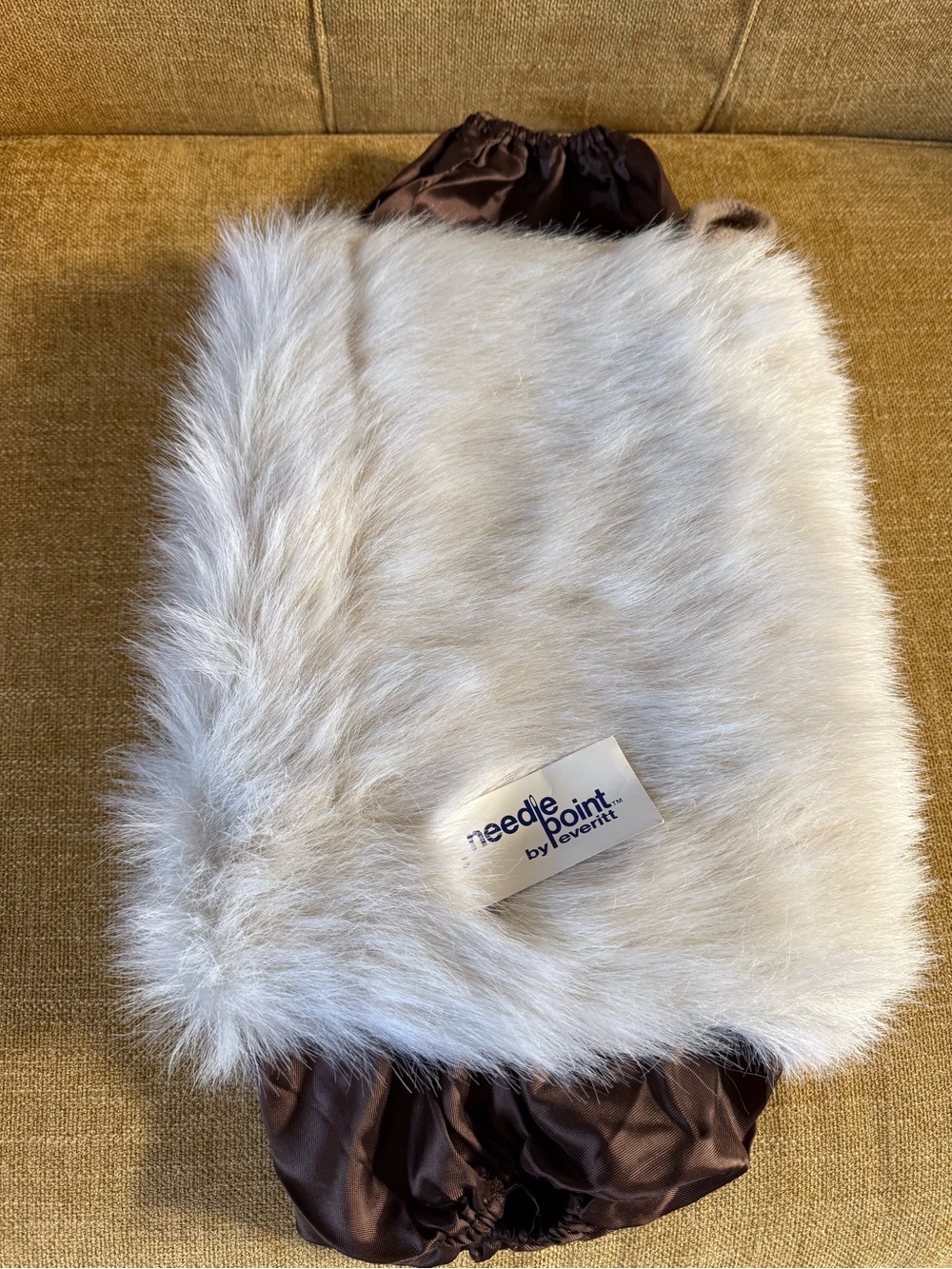 Unique Cream Faux Fur  hand warmer NEW with tag